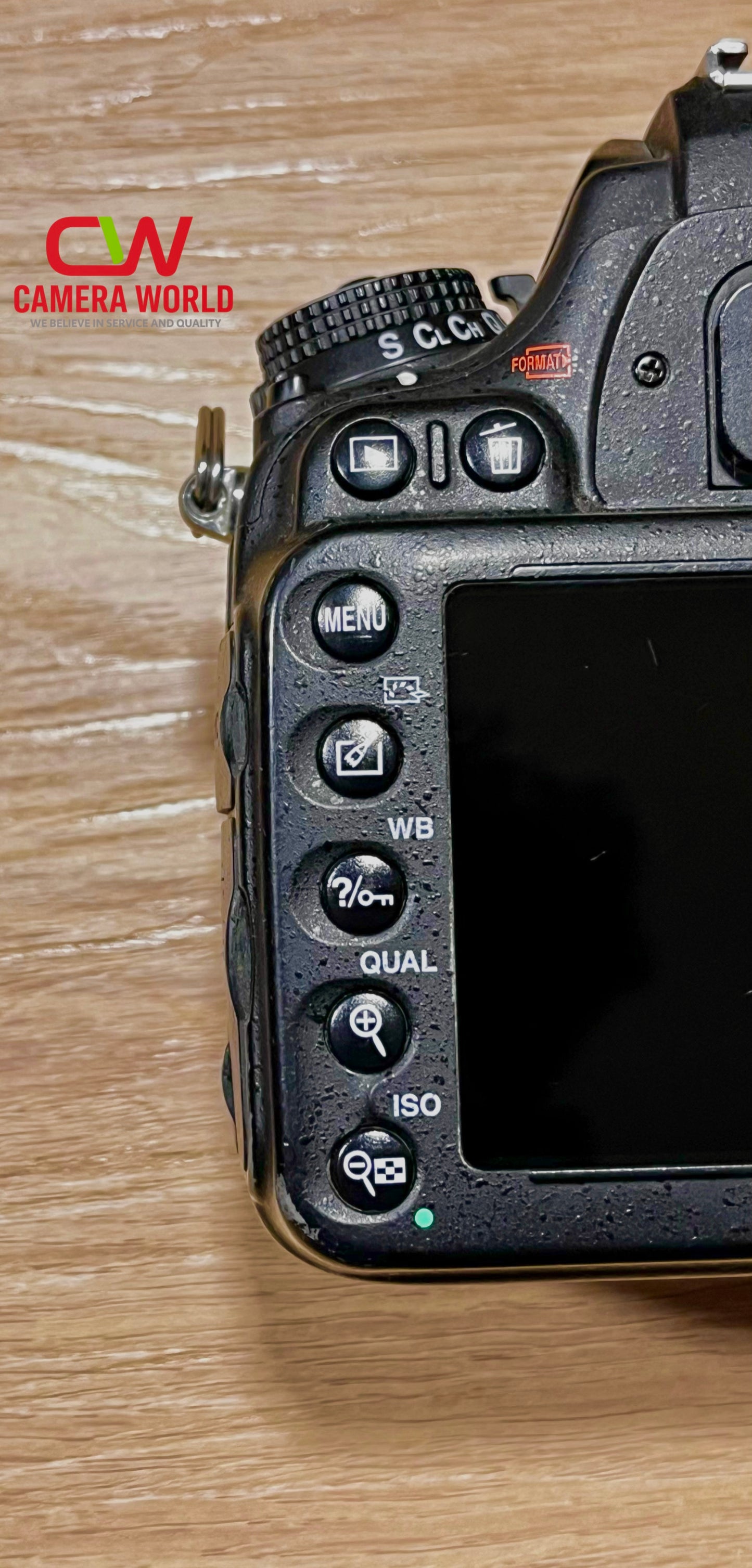 Nikon 610d like new