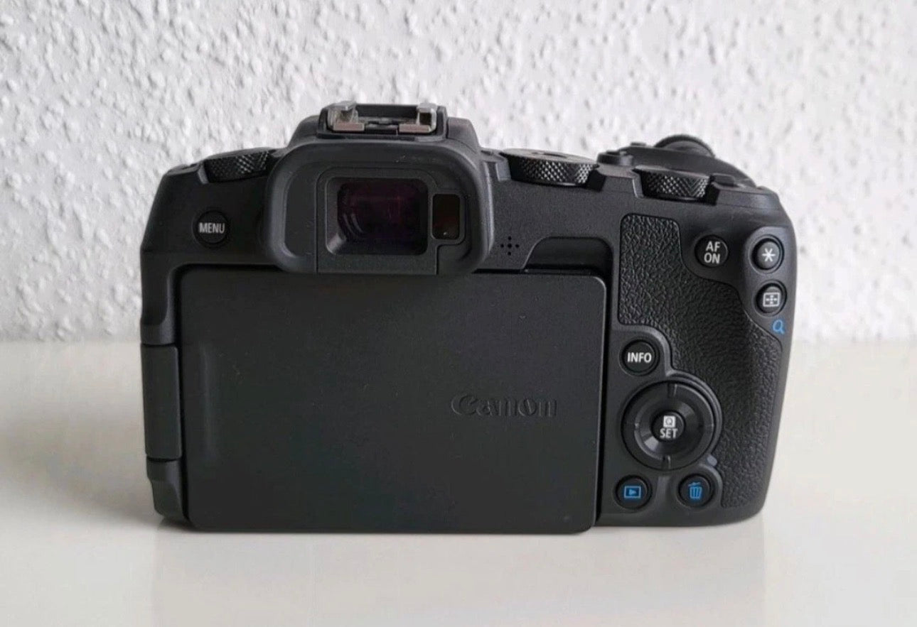 Canon Rp + canon mount - Camera World 